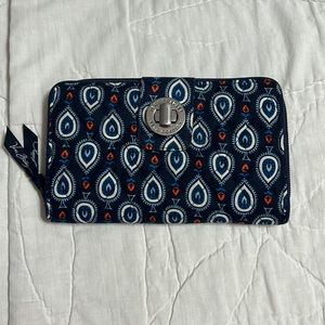 Vera Bradley Turn Lock wallet. NWOT. Navy Blue print.